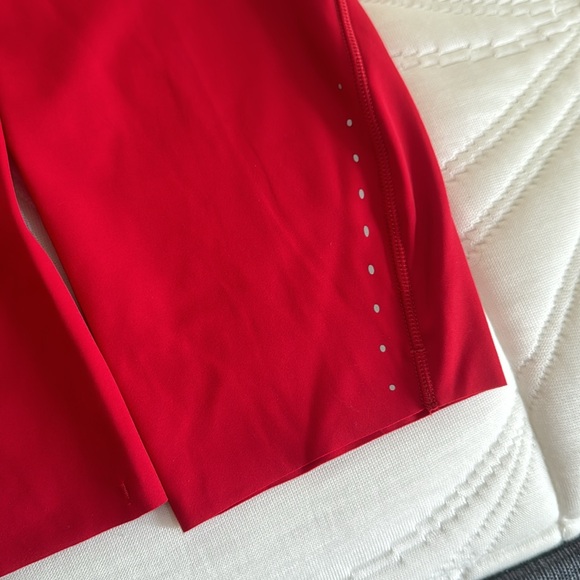 NWT Lululemon Fast and Free HR Crop w/ Pockets - Picture 9 of 12